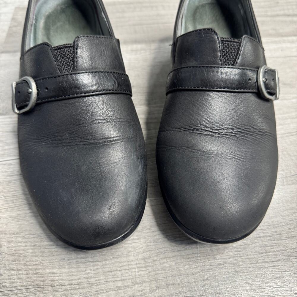 Dansko Women's Jane Clog Shoe Black Burnished Leather Buckle Size 38 (US 7.5-8) - Picture 4 of 9